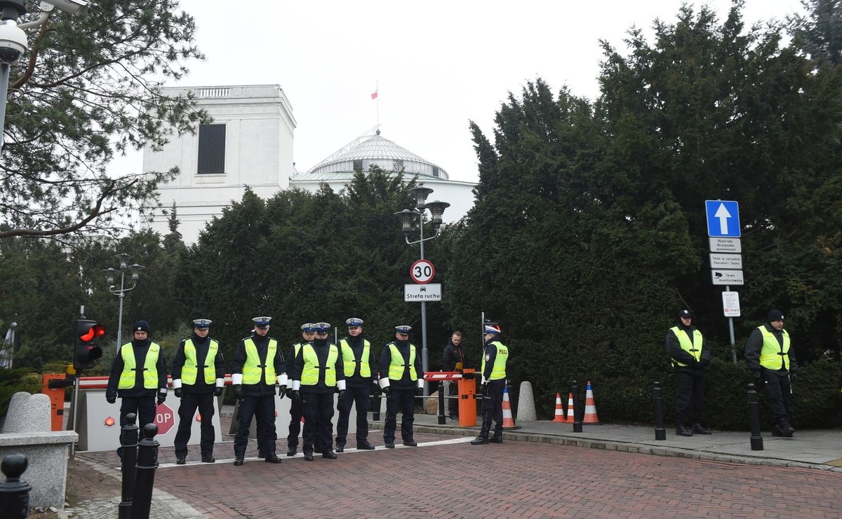 Sejm i policja