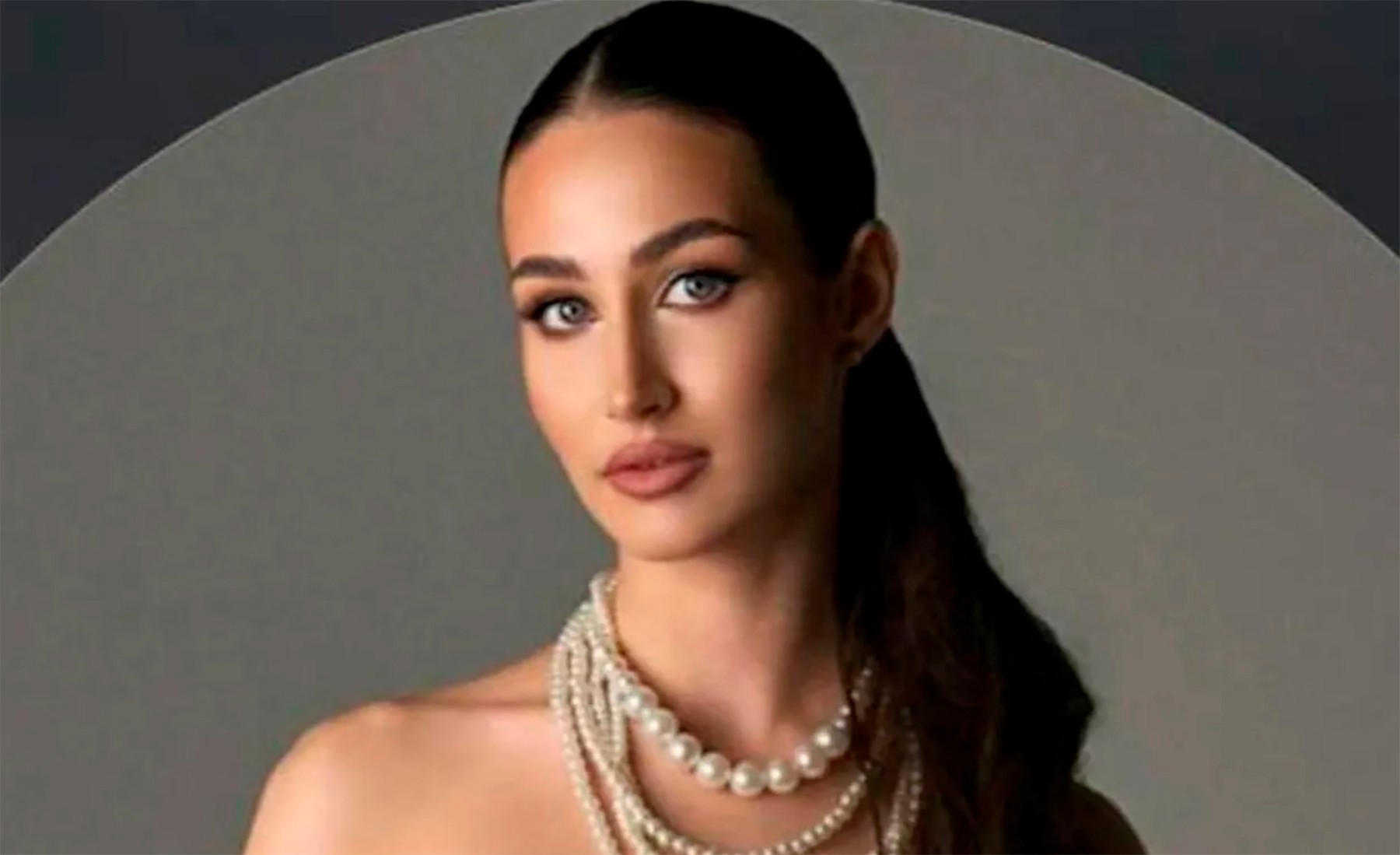 Anastasiu našli v hotelovej izbe s viacerými bodnými zraneniami.