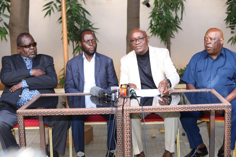 Governors Cyprian Awiti ( Homabay), Anyang' Nyong'o (Kisumu), James Ongwae (Kisiis) and John Nyagarama (Nyamira)