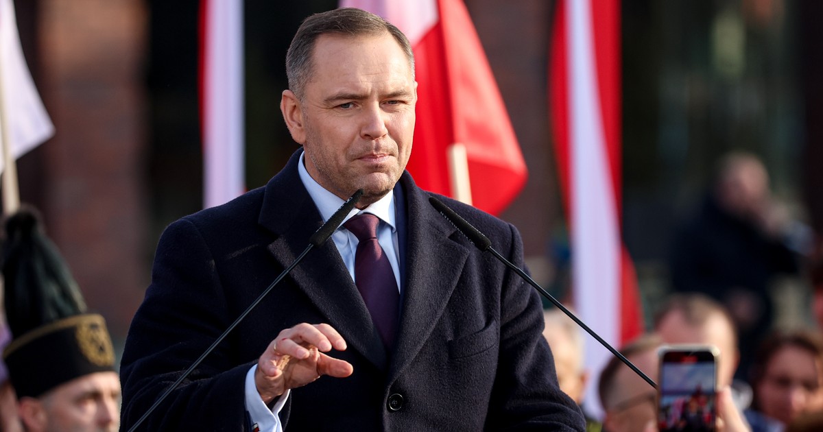 W PiS czuć zmianę. Nawrockiemu nie idzie, zaczęły się nerwy