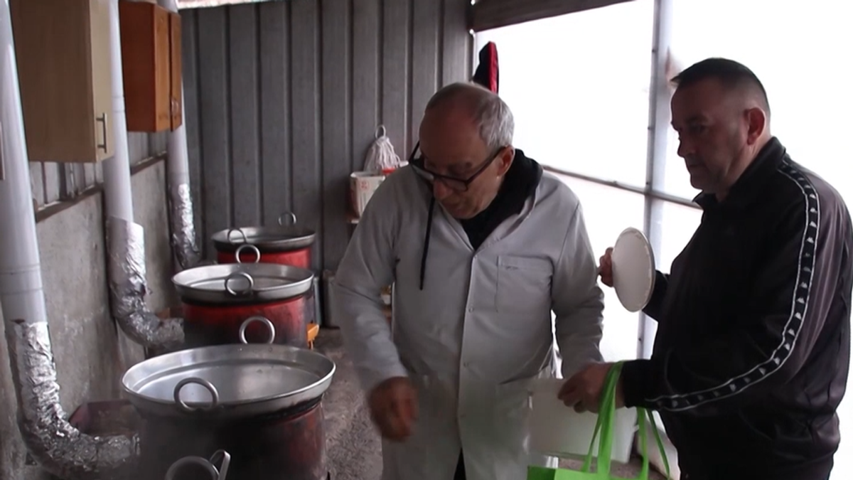 Prazan magacin, hiljade gladnih: Ugrožena Narodna kuhinja "Majka devet Jugovića"