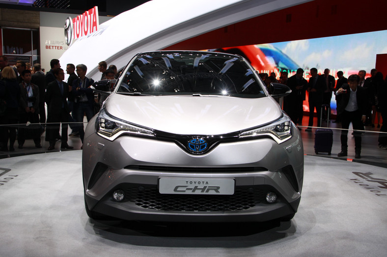 Toyota C-HR (Genewa 2016)