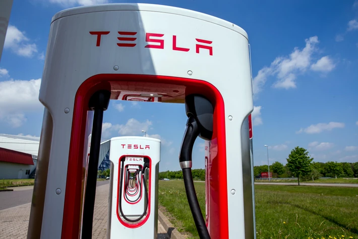 1. Tesla (USA). Wskaźnik innowacyjności: 82,4 proc.