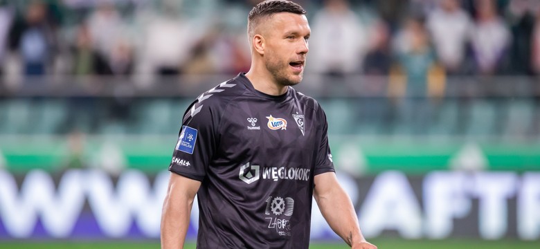 Lukas Podolski w tarapatach. Piłkarzowi Górnika grozi grzywna