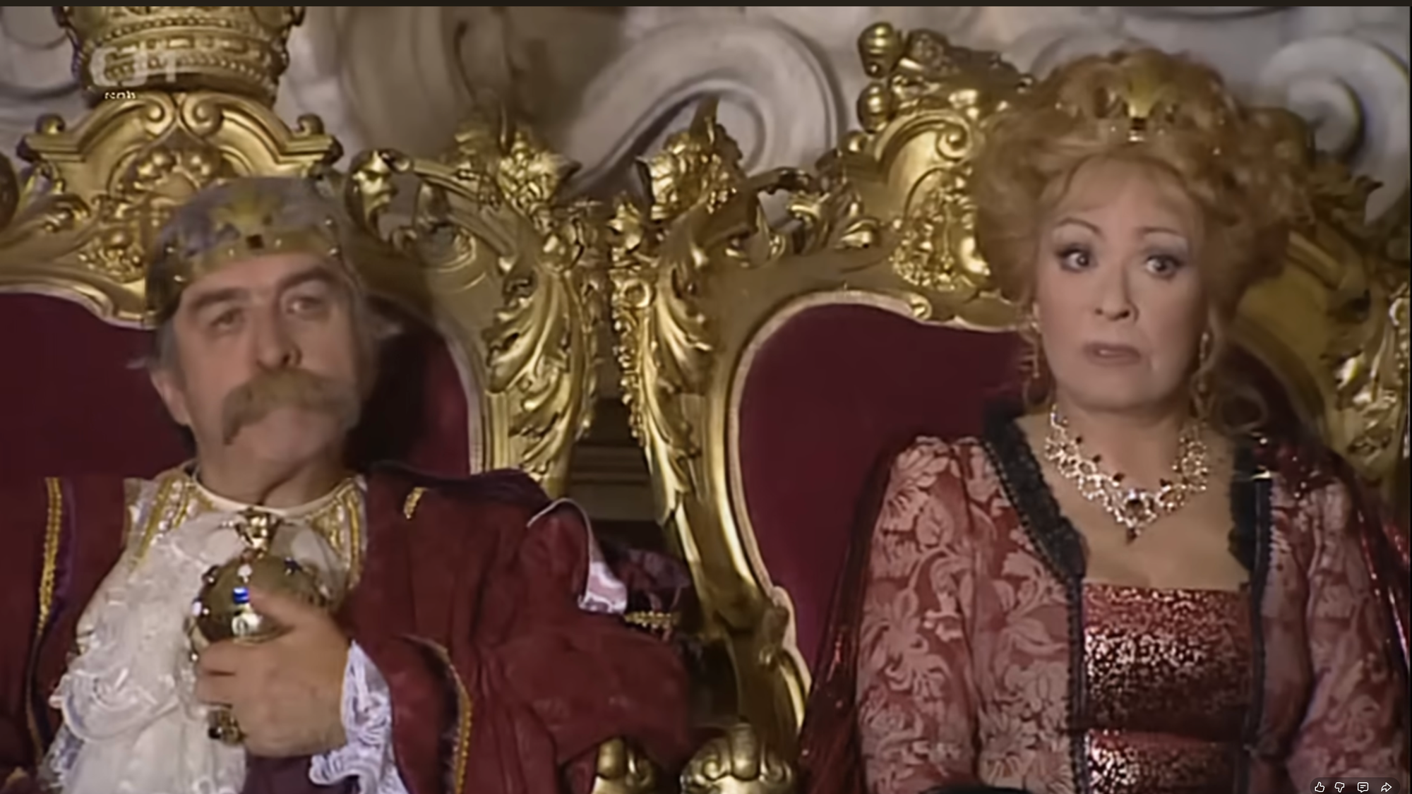 Július Satinský a Jiřina Bohdalová vo filme RumplCimprCampr. 