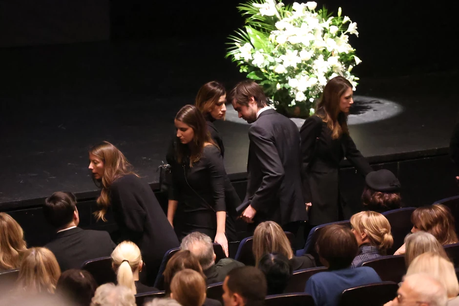 Brojne kolege došle na komemoraciju Žarku Lauševiću