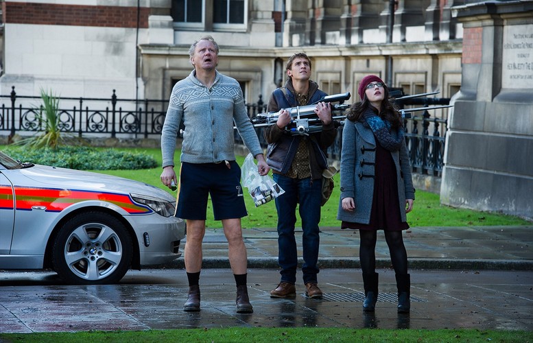 Stellan Skarsgård, Kat Dennings