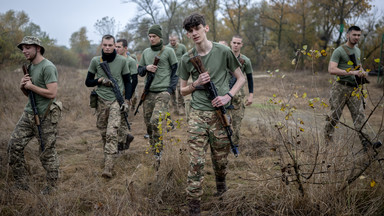 Ukraina gorączkowo szuka nowych rekrutów. Wszystko, co trzeba wiedzieć o projekcie masowej mobilizacji