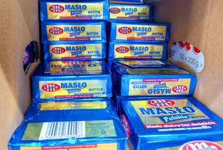 Rząd Tuska uruchamia interwencyjną sprzedaż masła. Kiedy możemy spodziewać się spadku cen w sklepach?