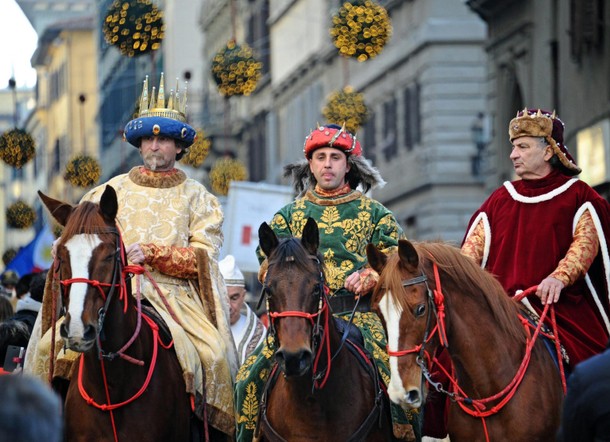 ITALY EPIPHANY TRADITION