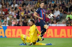 Hiszpańskie media wzięły pod lupę Lewandowskiego i Benzemę. Co piszą?