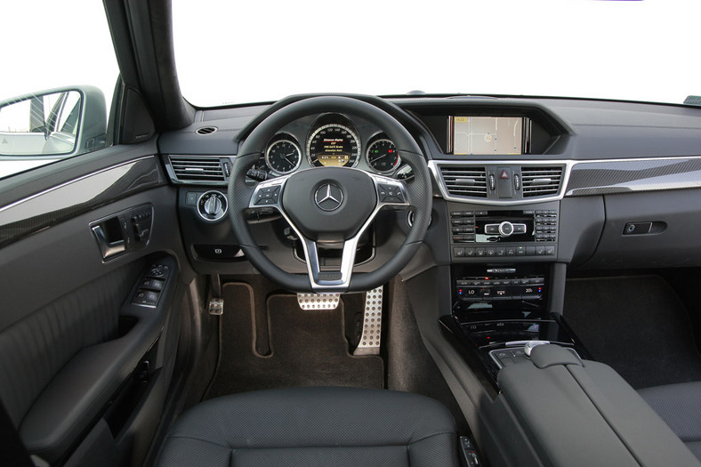 Mercedes E 500: rasowa limuzyna
