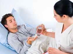 Groźna choroba zakaźna atakuje chłopców i młodych mężczyzn