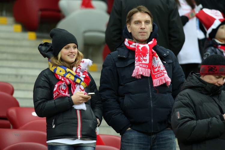 Tusk, Komorowski, Mucha, Lis i Siwiec oglądali klęskę Polaków