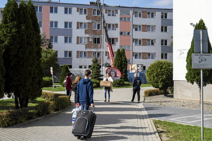 Pokój w prywatnym akademiku w cenie wynajmu mieszkania. Sprawdzamy, co się opłaca studentom