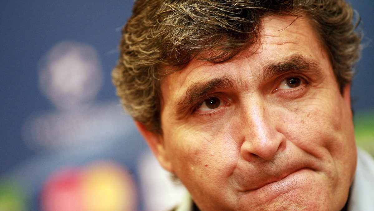 Juande Ramos, szkoleniowiec Realu Madryt stara się dystansować od krytyki, jaka spadła na jego zespół po klęsce z Liverpoolem w Lidze Mistrzów.