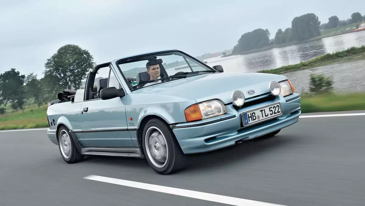 Ford_Escort_XR3i_cbi_83