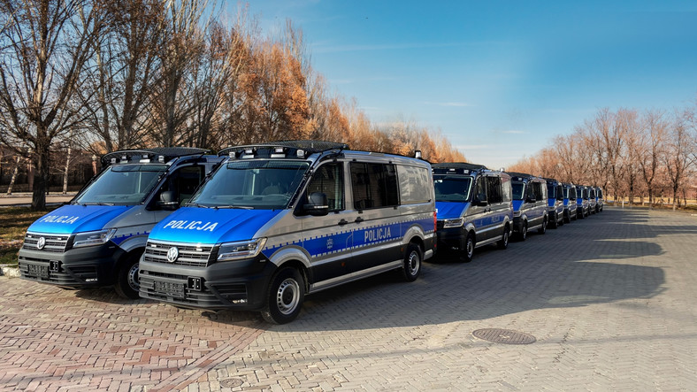 Policyjna więźniarka na bazie modelu Volkswagen Crafter - zdjęcie poglądowe