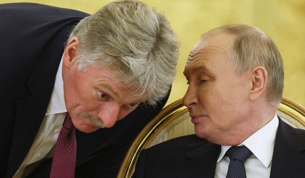 Dmitrij Peskov i Vladimir Putin