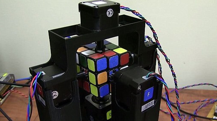 Parádé! Ez a robot 1 másodperc alatt kirakja a Rubik kockát! - Blikk