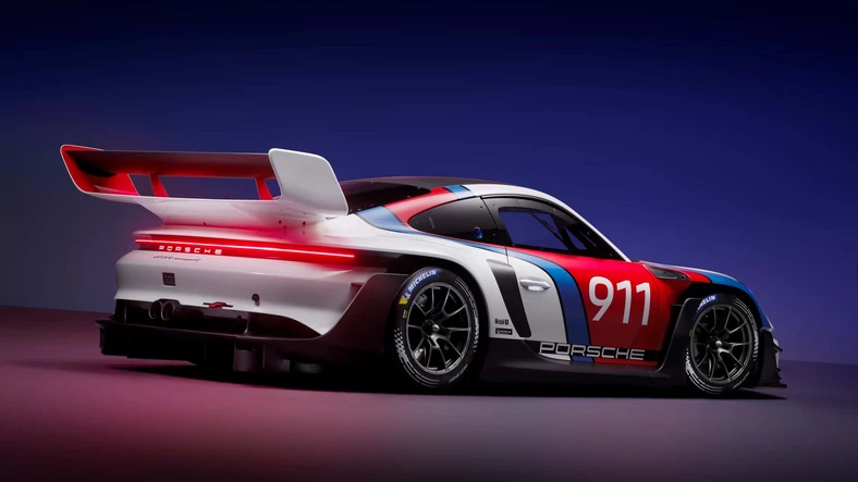 Tył Porsche 911 GT3 R Rennsport to po prostu mistrzostwo