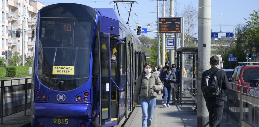 Dziś jeździmy komunikacją i rowerami miejskimi za darmo