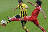 bayern vs borussia finał lewandowski dante na boisku