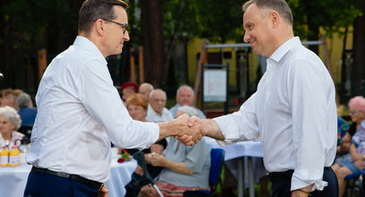 Prezydent zdecydował, jest "efekt uboczny". Pensja plus dla polityków PiS