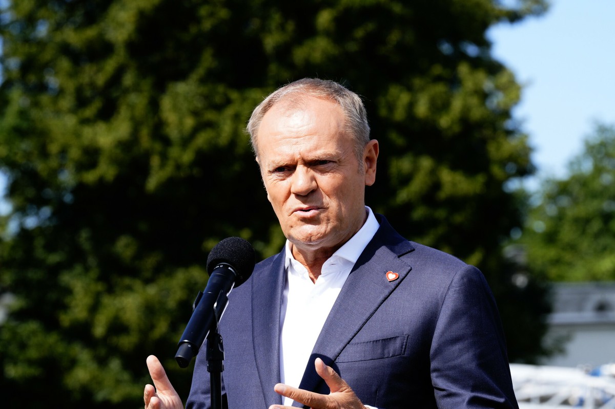 Donald Tusk bez domu i auta, ale z luksusowym zegarkiem. Oto majątek premiera