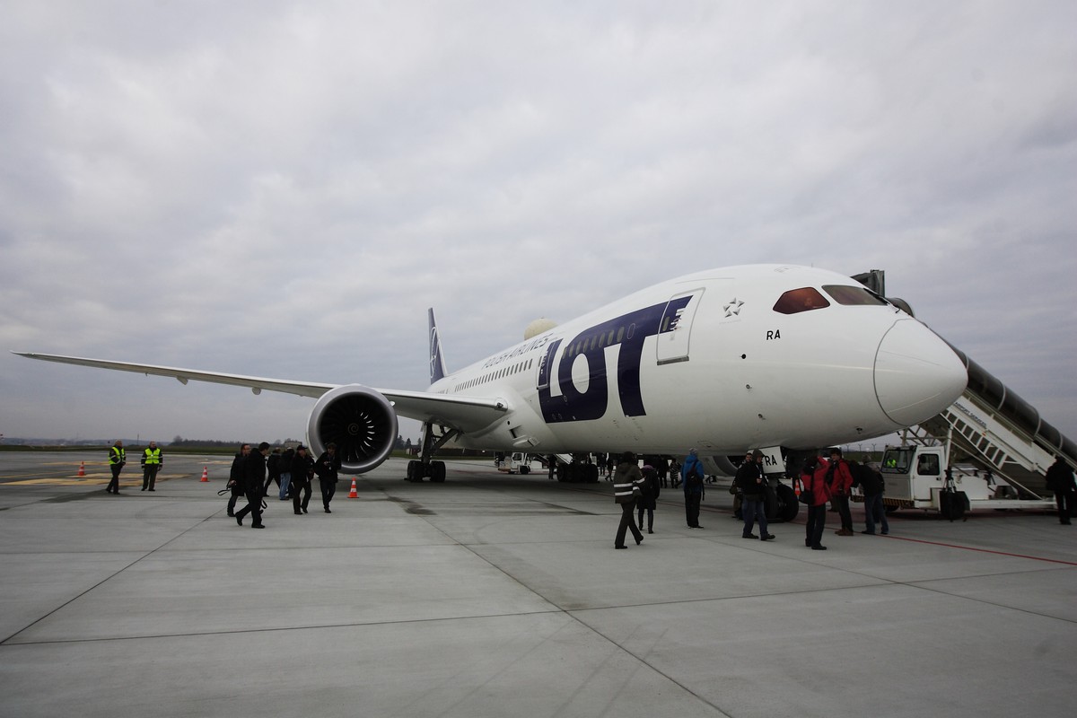 dreamliner gdańsk wałęsa boeing