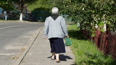 Wyższe wsparcie po śmierci małżonka. Czym jest wdowia renta