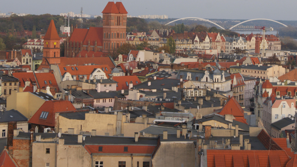 Koronawirus. Toruń. Areszt dla chorej, która robiła zakupy