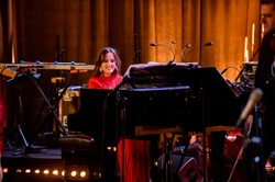 Świąteczne życzenia od Agi Derlak. Czego życzy Wam pianistka jazzowa?