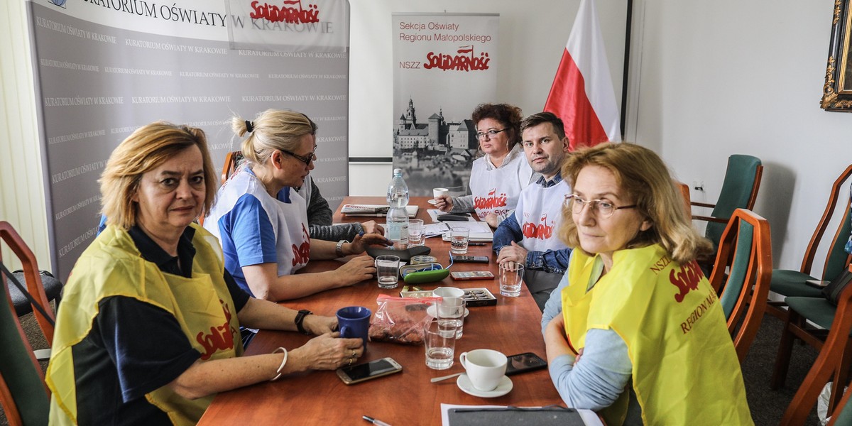 Zaostrza się protest nauczycieli 