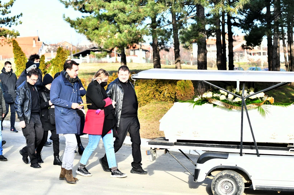 Dostana Nikolić sahranagroblje Lešće