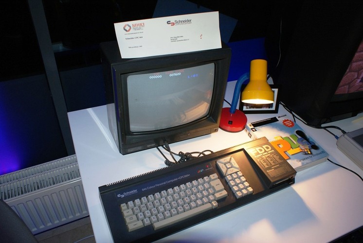 Schneider CPC 664
