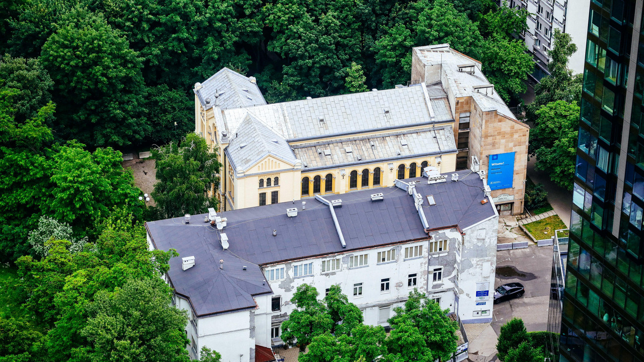 Próba podpalenia warszawskiej synagogi. 