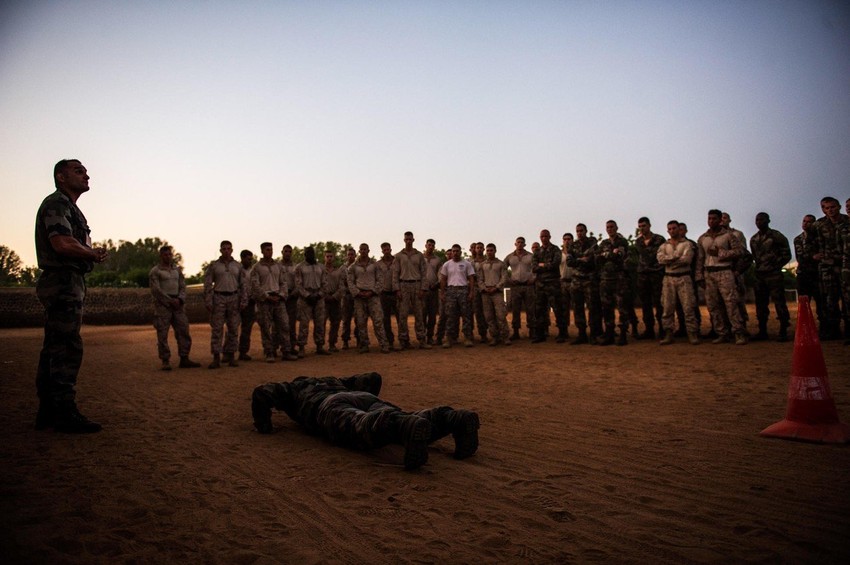 Francuski i američki vojnici vežbaju na Džibutiju