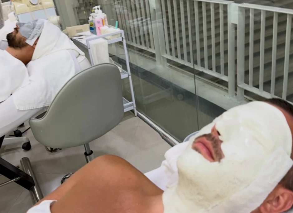 Viktor Živojinović, objava