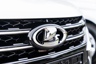 Największy rosyjski producent aut chce skrócić tydzień pracy. Znamy powody