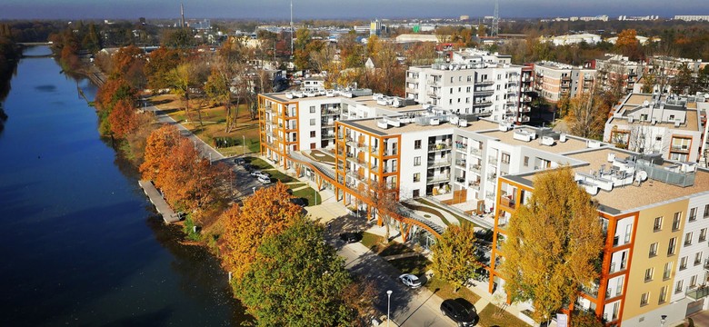 "Rzeczpospolita": mieszkańcy bloków dostaną grunt na własność