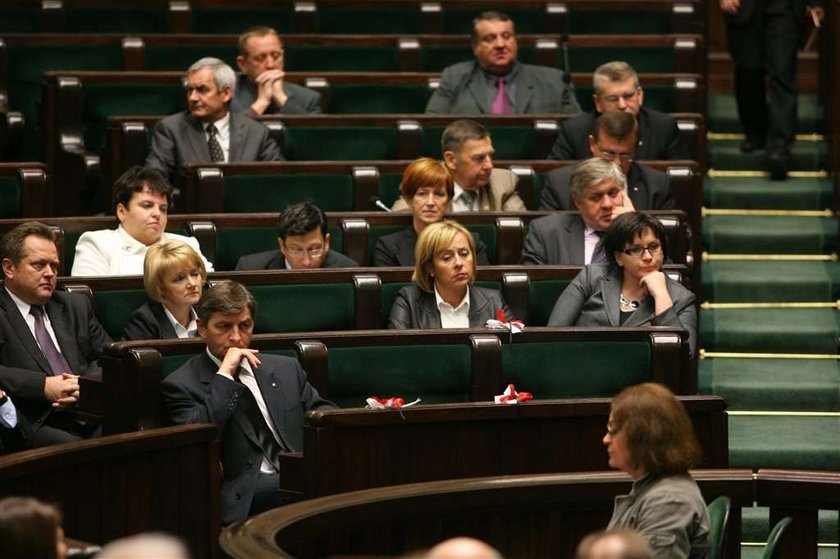 Sejm w strachu. Posłowie drżą o życie