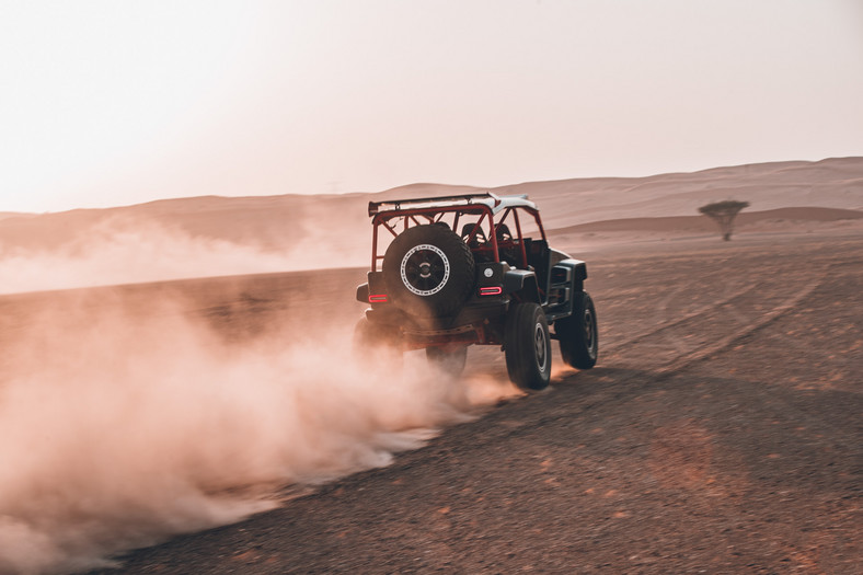 Brabus 900 Crawler