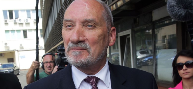 Macierewicz: Niewątpliwie w zapleczu tych wydarzeń są ludzie z dawnych komunistycznych służb specjalnych