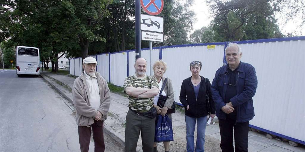 Nie zabierajcie nam parkingów!