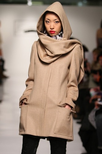 L. Catherine London - pokaz kolekcji jesień/zima 2013 na nowojorskim tygodniu mody