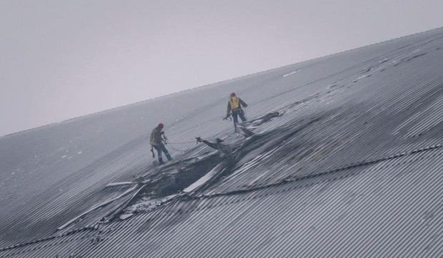 Dron je pogodio zaštitni omotač oko černobiljskog reaktora u februaru 2025. | Foto: Getty Images