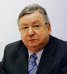 Cezary Kosikowski, prof. zw. dr hab., kierownik Katedry Prawa Gospodarczego Publicznego Uniwersytetu w Białymstoku
