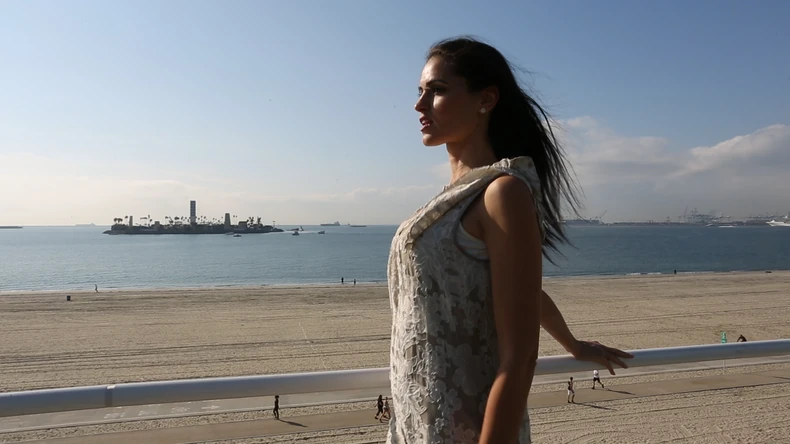 Vera Mešterović, nekadašnja Mis Makedonije u spotu grupe Galija "Nešto me goni"