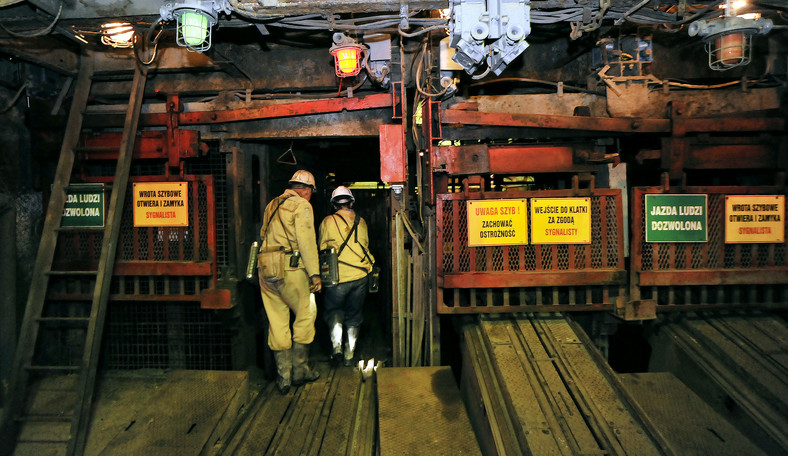 Kierunek giełdowy w zakresie prywatyzacji jest akceptowany przez załogi górnicze. Pracownicy w coraz większym stopniu rozumieją, że bez nowych inwestycji ich miejsca pracy mogą być zagrożone. A nie można inwestować bez środków finansowych.